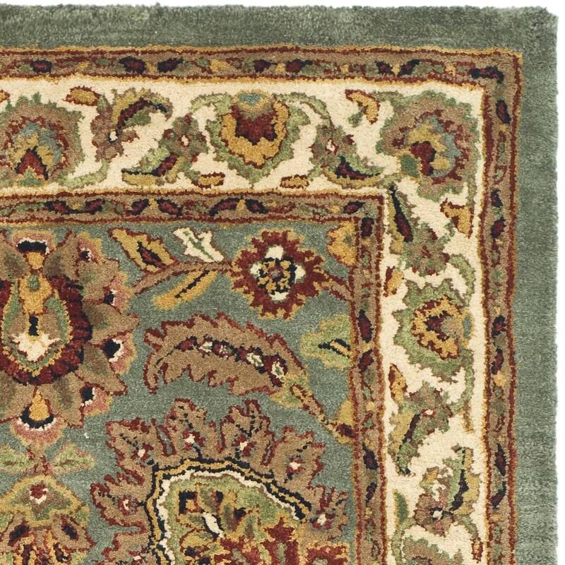 SAFAVIEH Handmade Classic Maurine Traditional Oriental Wool Rug