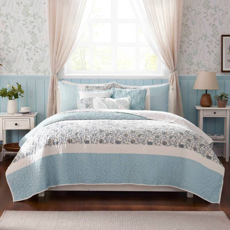 Madison Park Vanessa 6 Piece Cotton Percale Quilt Set with Throw Pillows