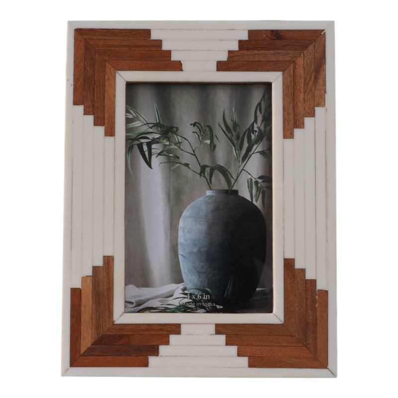 Sagebrook Home Resin and Wood Picture Frame with Glass and MDF Backing - 7" x 1" x 9"