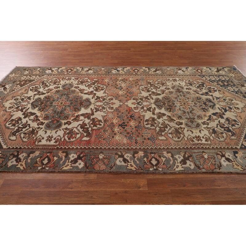 Bakhtiari Persian Vintage Rug Handmade Wool Carpet - 5'3"x 9'11"