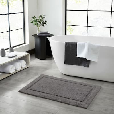 Lydia Border Plush Bath Mat