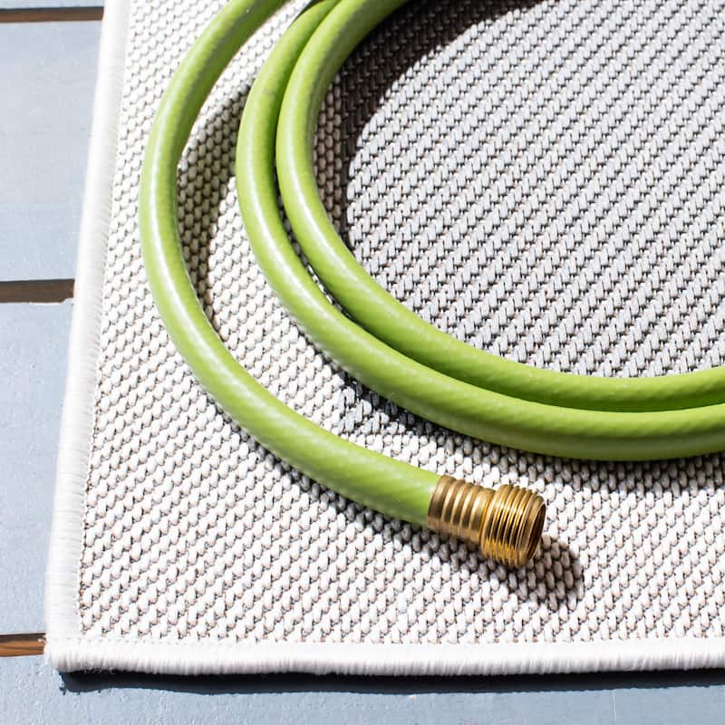 Martha Stewart by SAFAVIEH Washable Temenuzka Indoor/ Outdoor Waterproof Rug