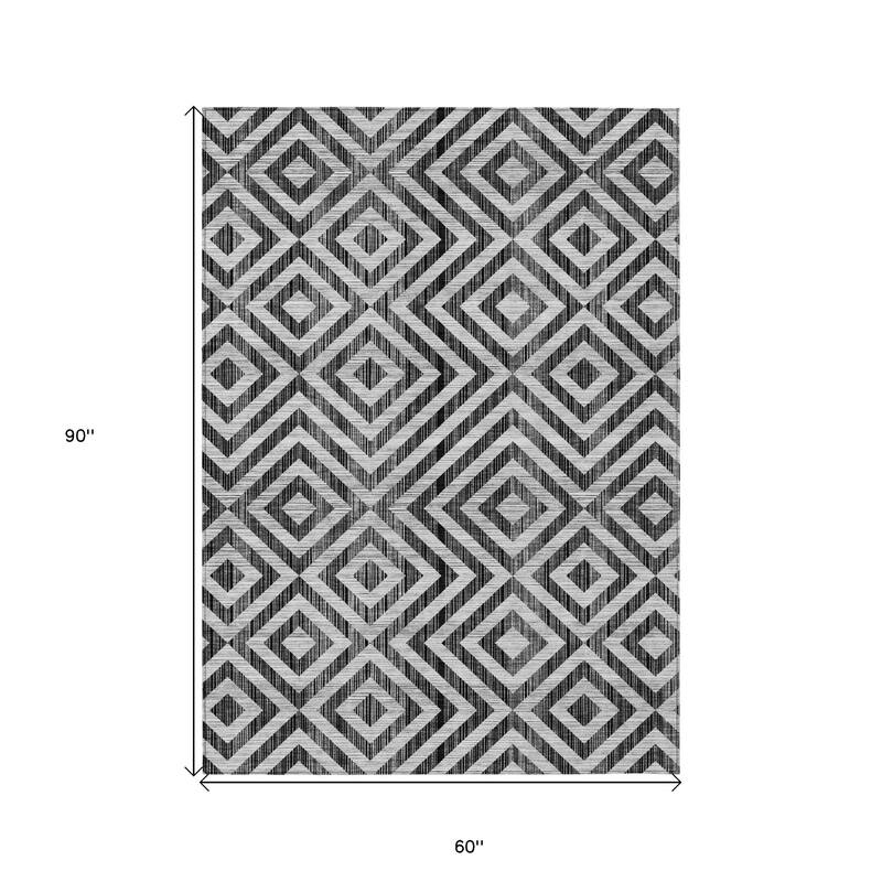 HomeRoots Geometric Transitional Rectangle Outdoor Rug