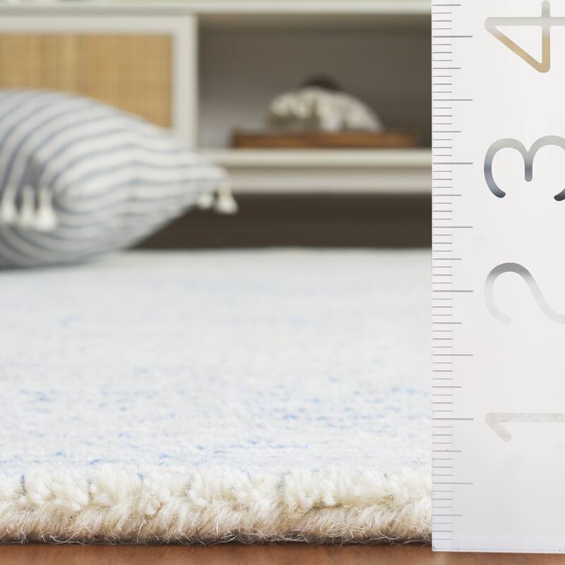 SAFAVIEH Handmade Abstract Rumena Contemporary Rug