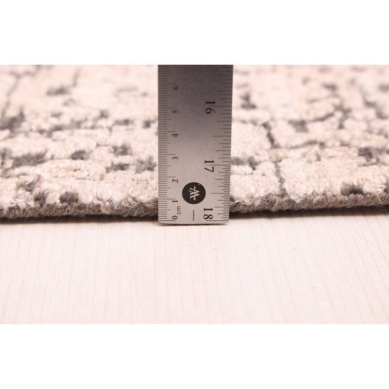 ECARPETGALLERY Hand-knotted Legacy Beige, Charcoal Silk, Wool Rug - 2'6 x 10'3