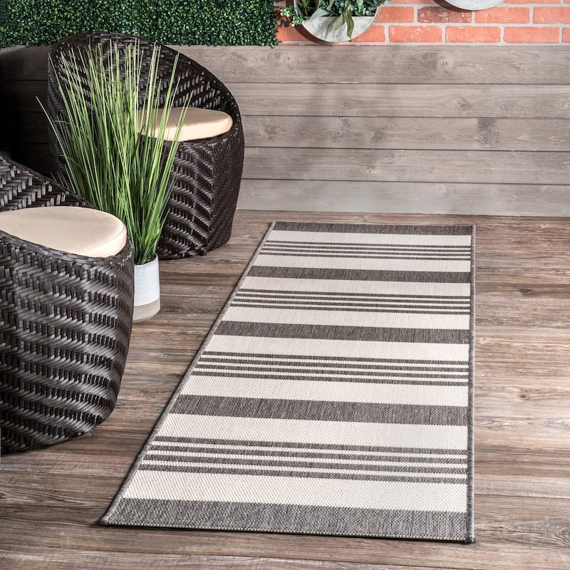 Nuloom Kristen Striped Indoor/Outdoor Area Rug - 2' x 8' Runner - Light Grey