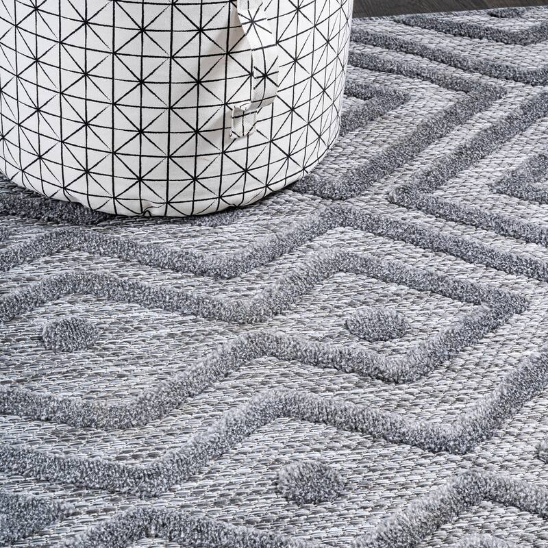 JONATHAN Y Salines Moroccan Diamond Indoor/Outdoor Area Rug
