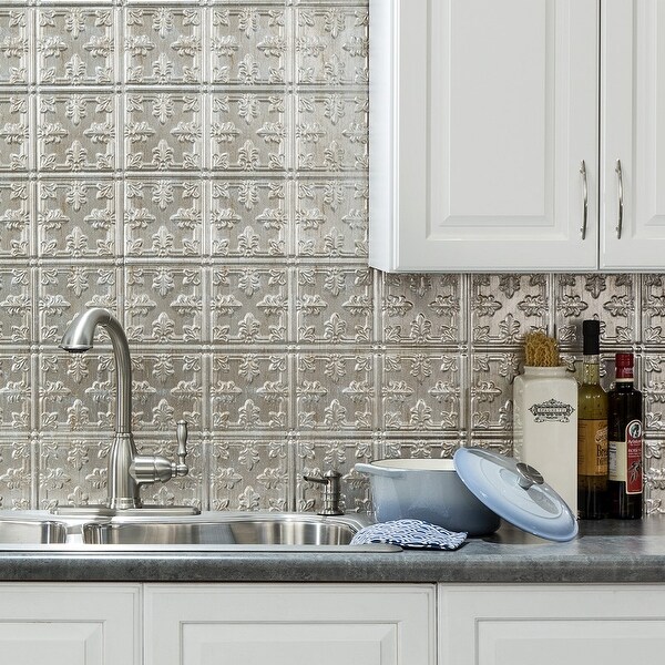 Shop Fasade Traditional Style/Pattern 10 Decorative Vinyl Backsplash
