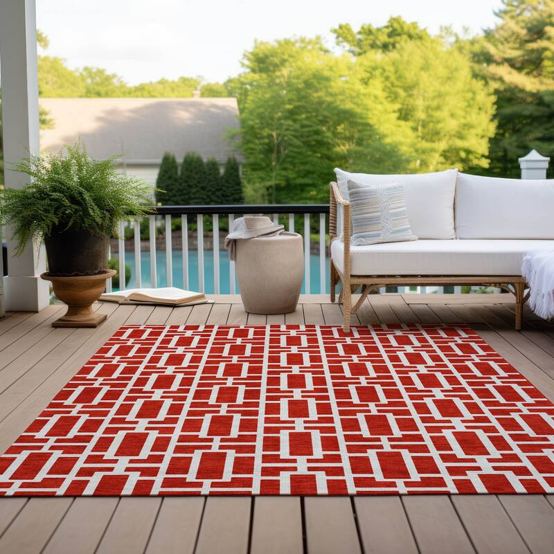 Machine Washable Indoor/ Outdoor Chantille Contemporary Geo Rug