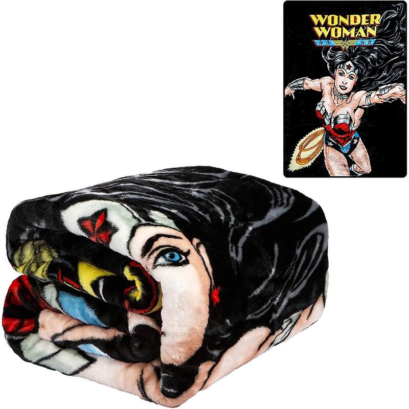 DC Faux Fur Blanket, Wonder Woman Flight