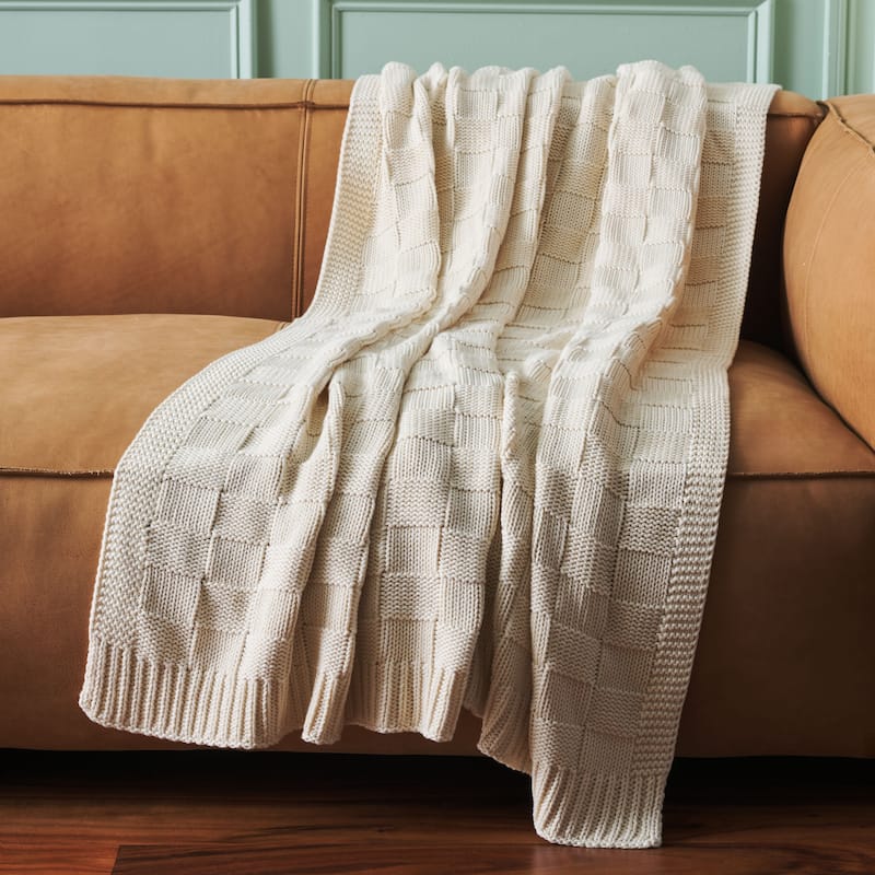 SAFAVIEH Home Yvette 50W x 60L-inch Cotton Throw Blanket - Beige