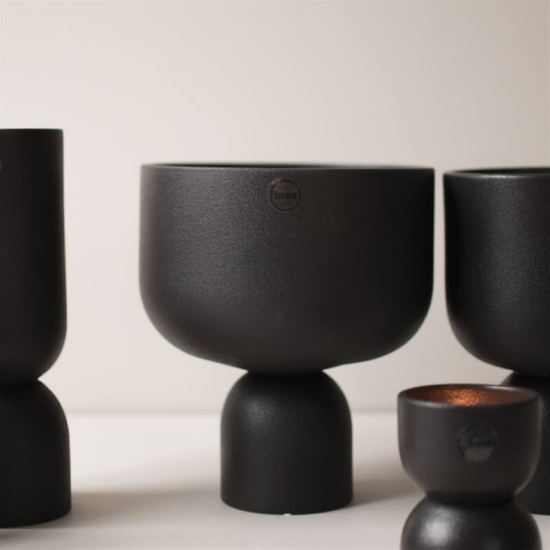 Lg. POST Pot Cast Iron - Cast Iron