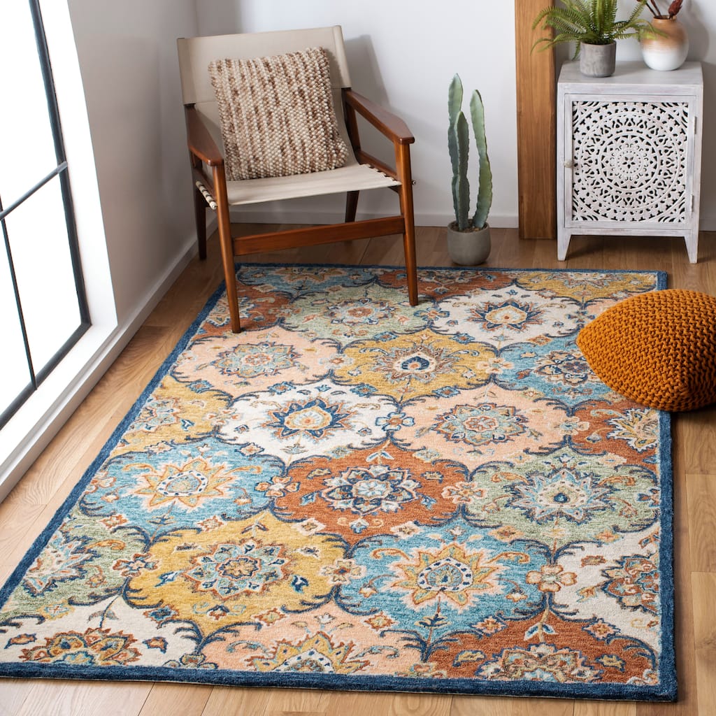 SAFAVIEH Handmade Heritage Medallions Traditional Wool Rug