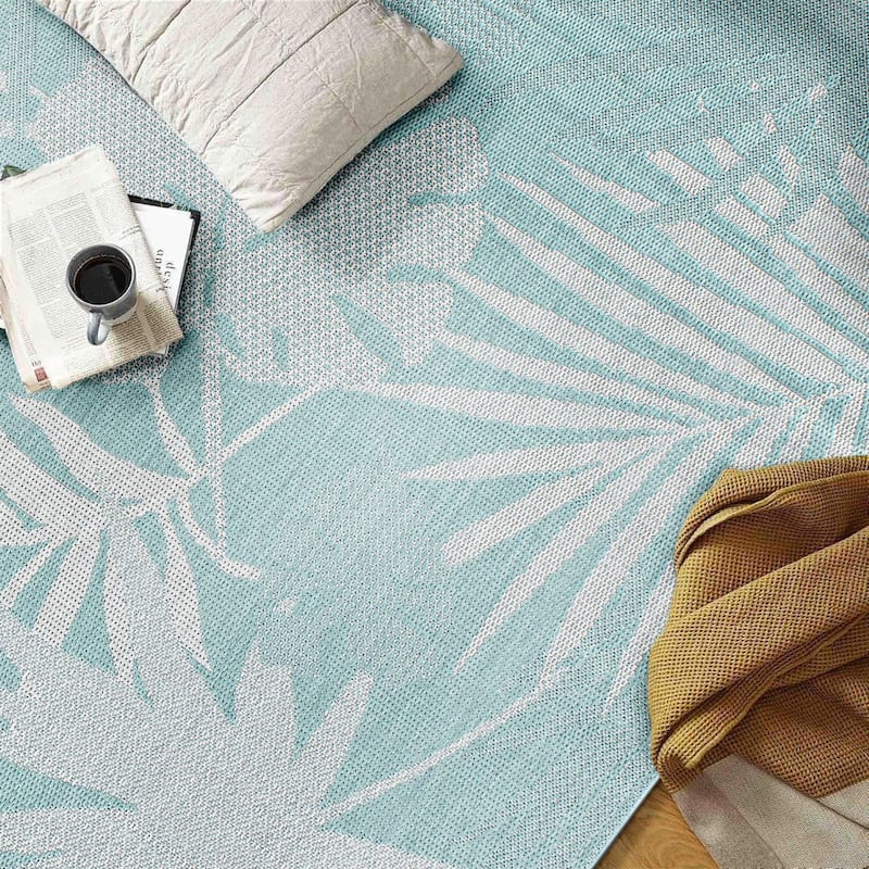 Contemporary Tropical Leaves Indoor/Outdoor Flatweave Waterproof Backyard Patio Area Rug