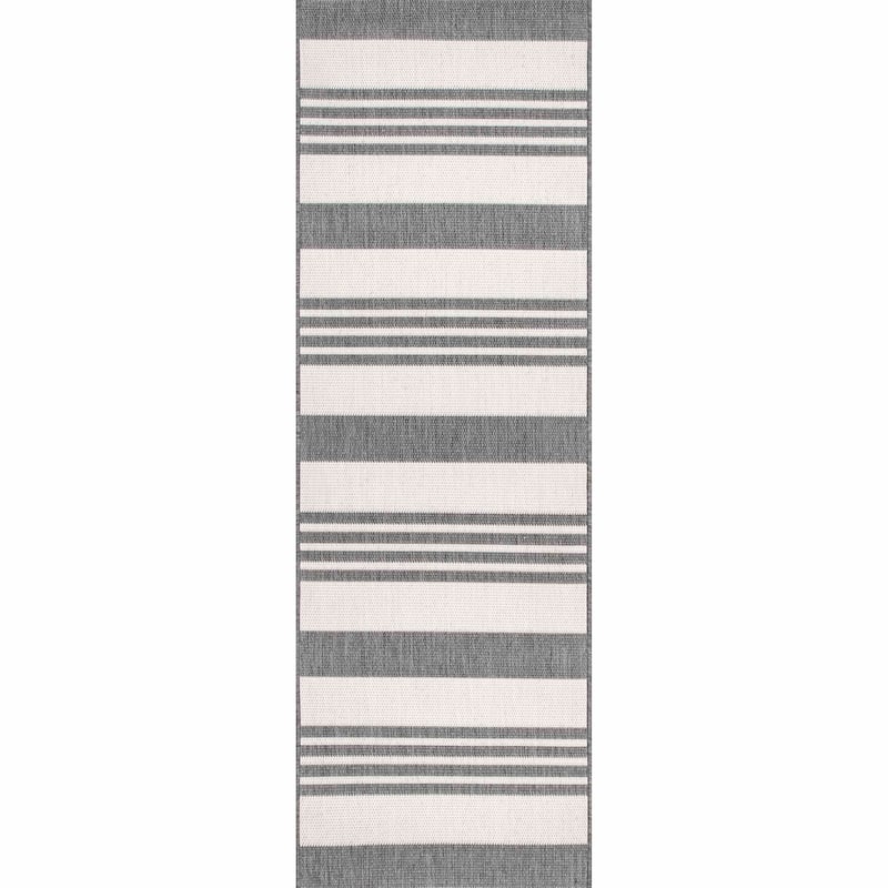 Nuloom Kristen Striped Indoor/Outdoor Area Rug