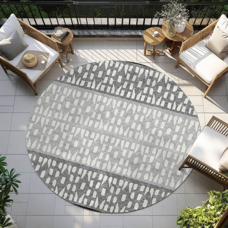 Machine Washable Indoor/ Outdoor Stripe Geo Chantille Rug - Black - 8' x 8'