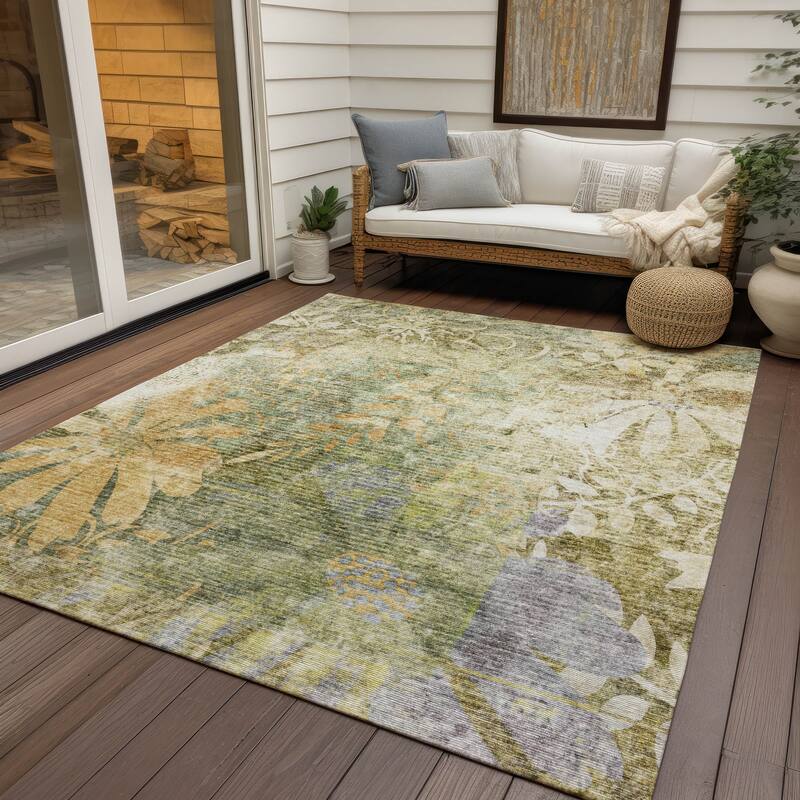 Machine Washable Indoor/ Outdoor Modern Floral Chantille Rug