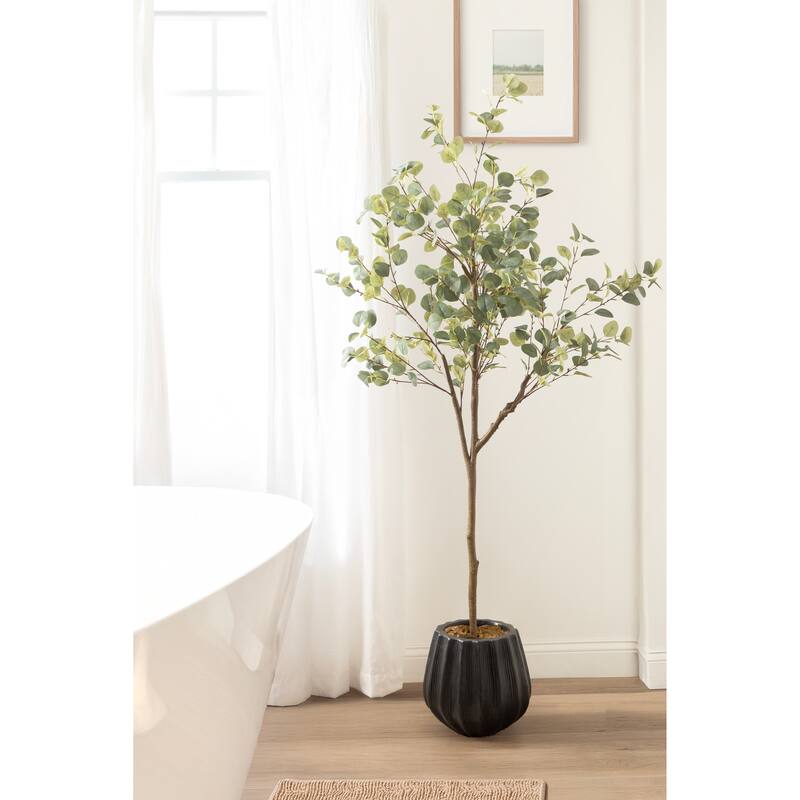 Kate and Laurel Claudel Scalloped Planter