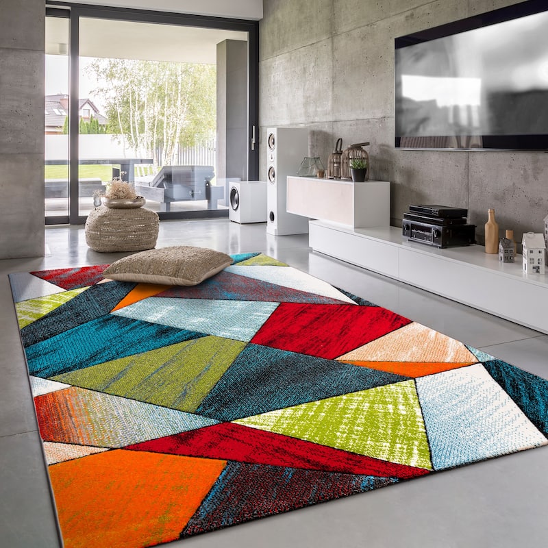 Colorful Area Rug With Modern Geometric Shapes in Multicolor - 5'3" x 7'7"