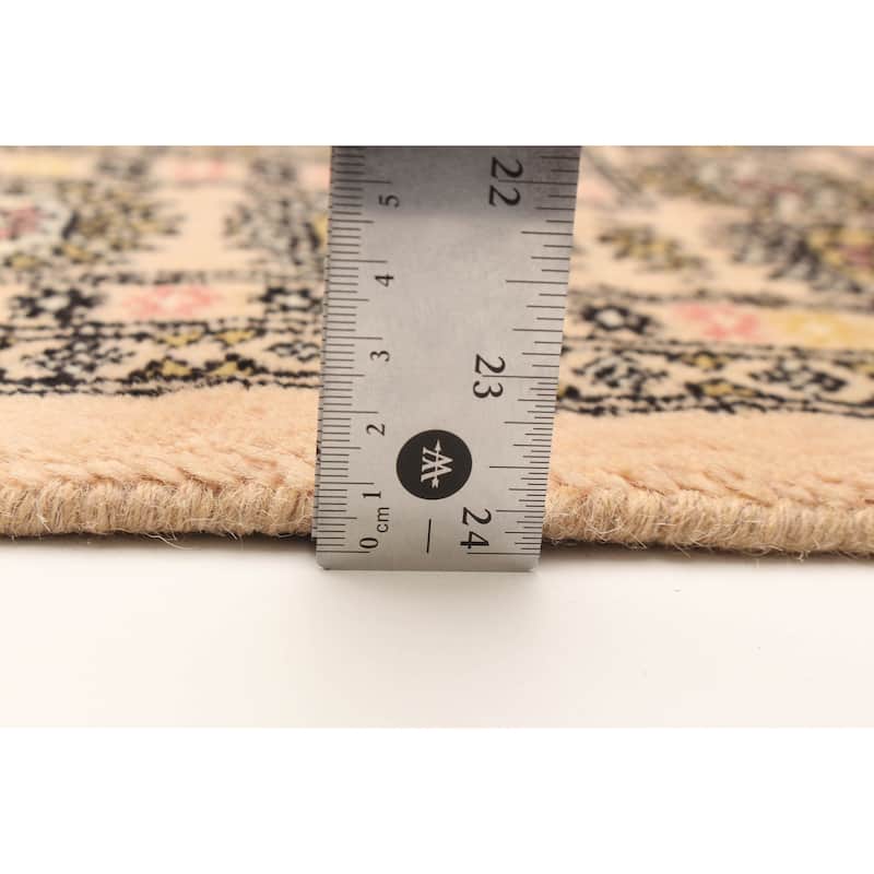 ECARPETGALLERY Hand-knotted Peshawar Bokhara Beige Wool Rug - 4'7 x 6'9
