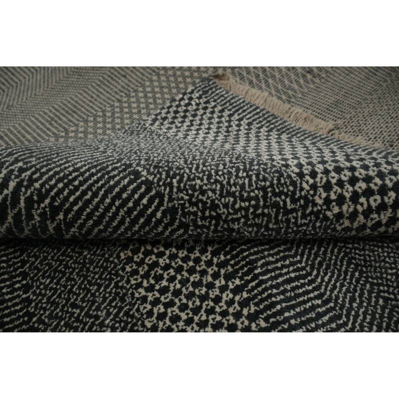 Hand Knotted Oriental 100% Wool Carpet Modern Geometric Greys & Charcoal Contemporary Area Rug - 8' 2'' X 4' 11''