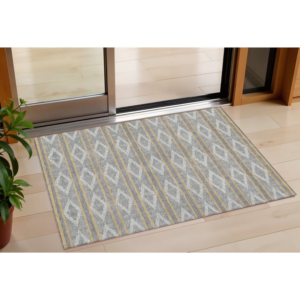 HomeRoots Geometric Transitional Rectangle Outdoor Rug