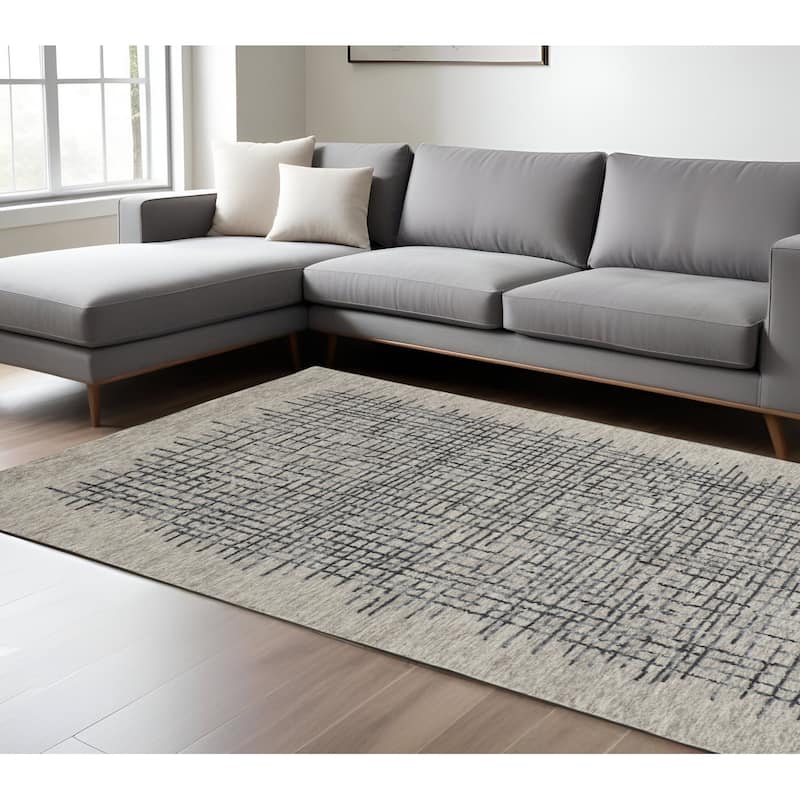 Wiyix Hand Tufted Traditional Stain Resistant Durable Area Rug By HomeRoots - 8' x 10'