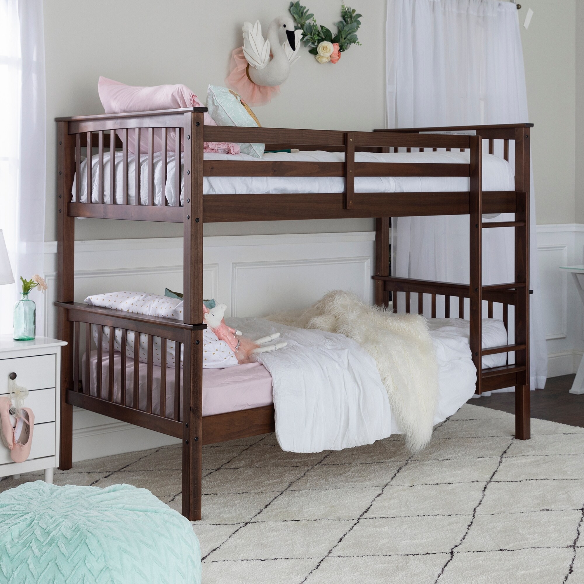 disney minnie mouse wood twin bed