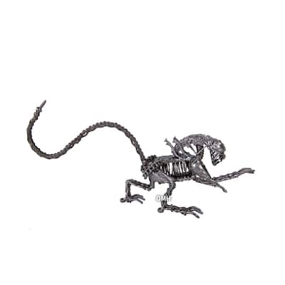 Metal Alien Xenomorph XX121