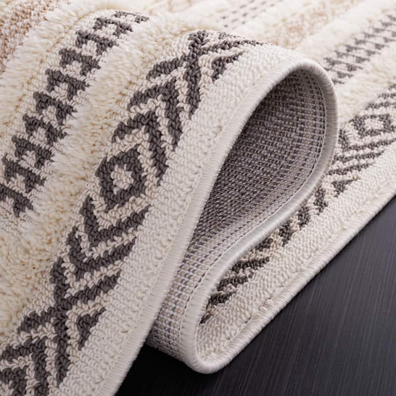 SAFAVIEH Urban Smriti Geometric Rug