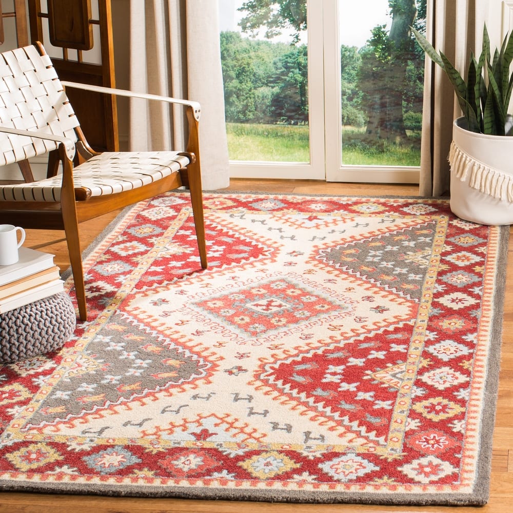 SAFAVIEH Handmade Aspen Evdokiya & Eclectic Tribal Wool Rug