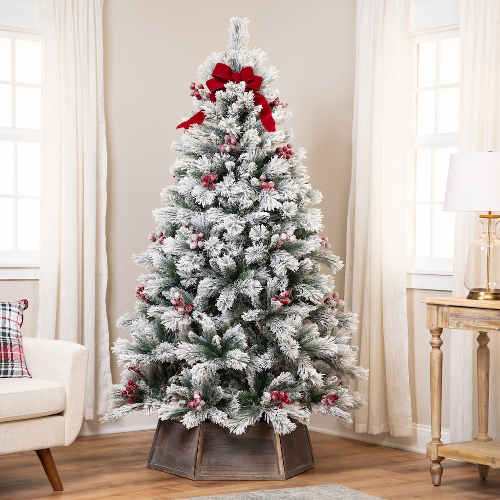 Full Flocked Fairfield Fir Artificial Christmas Tree - 6.5' -Unlit - 6.5 Foot