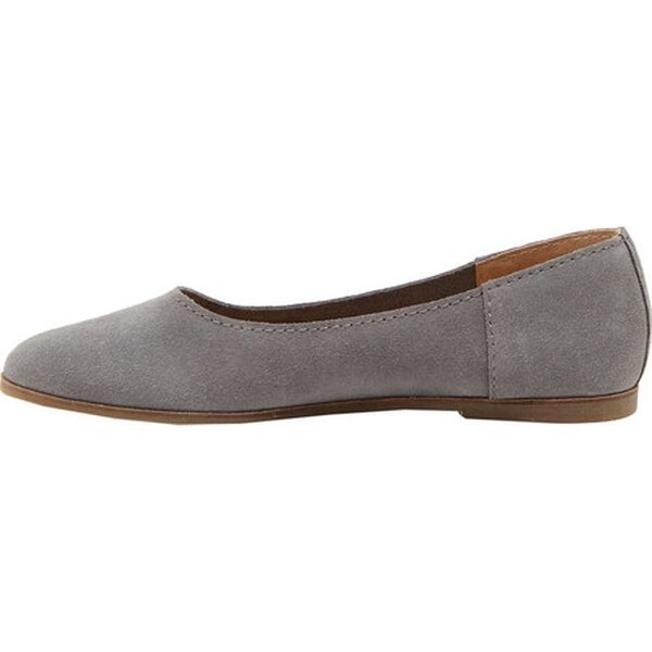 lucky brand suede flats