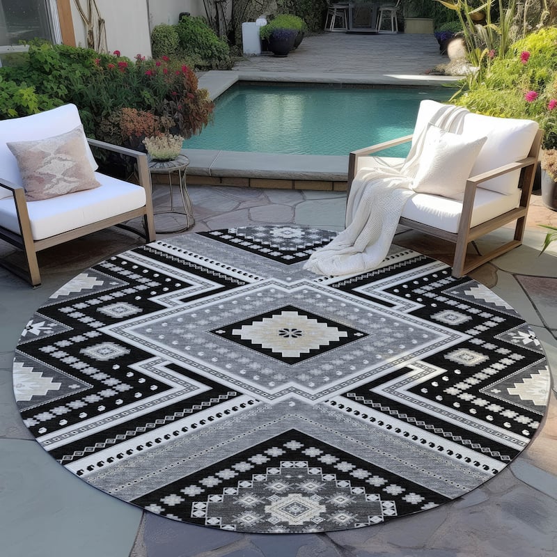 Machine Washable Indoor/ Outdoor Global Boho Chantille Rug - Black - 8' x 8'