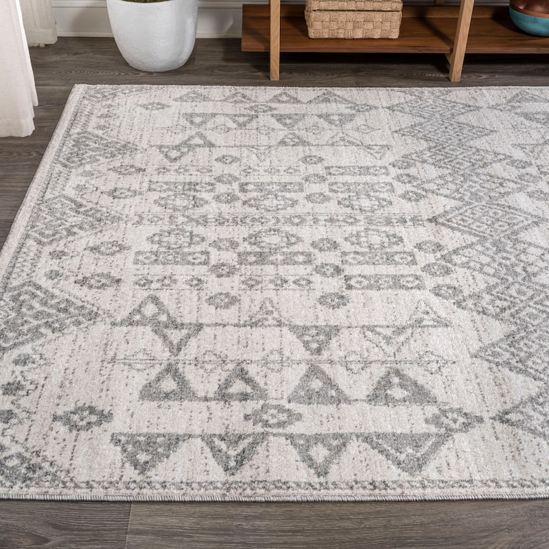 JONATHAN Y Skoura Tribal Diamond Geometric Area Rug