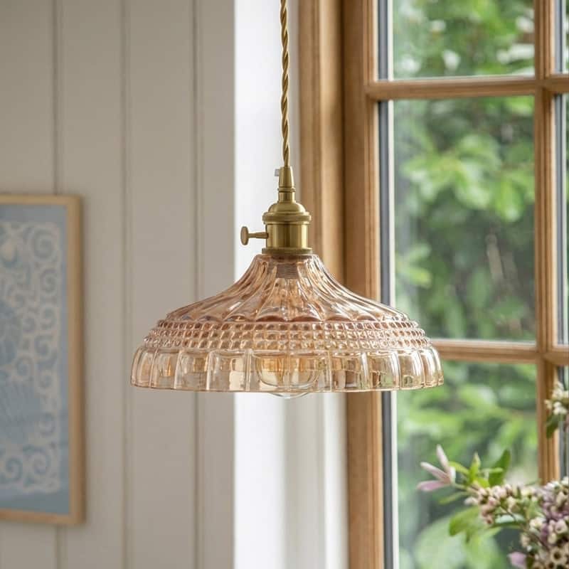 Modern 1-Light Amber Glass Pendant Light with Electroplated Brass Finish for Kitchen Island, Dining Room, and Foyer