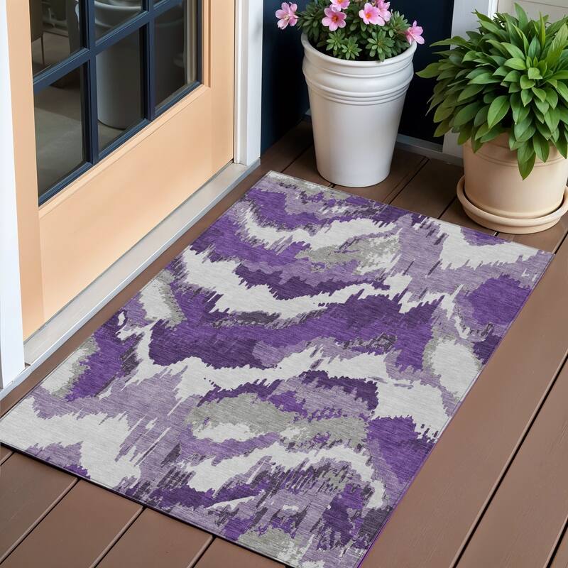 HomeRoots Abstract Transitional Rectangle Outdoor Rug - 3' x 5'