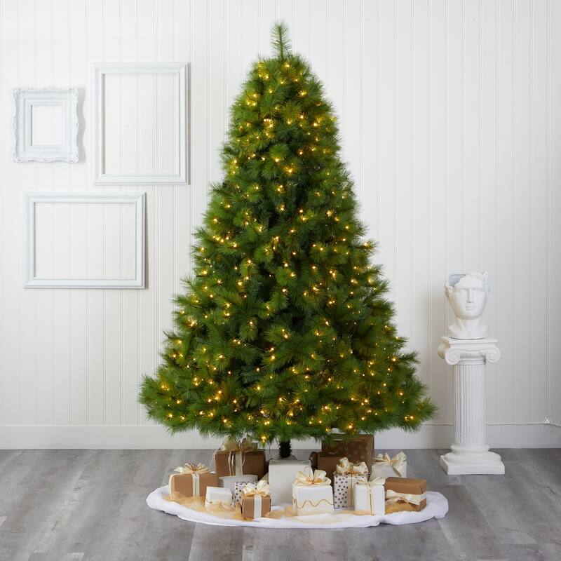 7.5' Pre-Lit Scotch Pine Artificial Christmas Tree, Clear LED Lights - 7.5 Foot