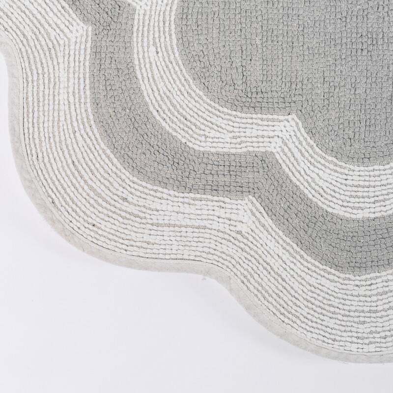 Sherry Kline 32" Scalloped Edge Round Bathmat Two Tone Color