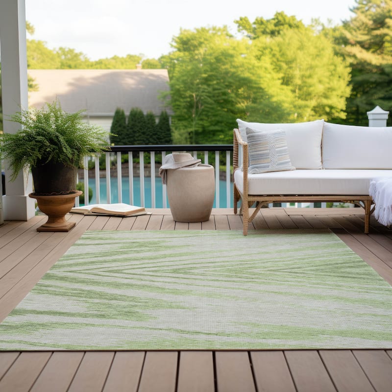 Machine Washable Indoor/ Outdoor Chantille Modern Chevron Rug