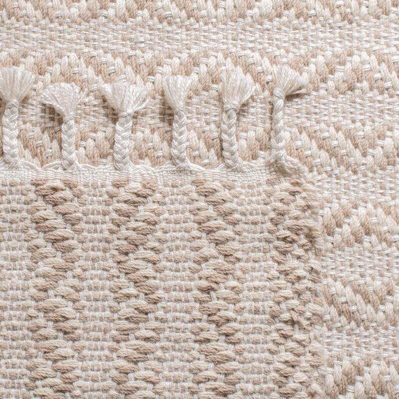 SAFAVIEH Handmade Natura Sejla Transitional Geometric Beige Wool Rug