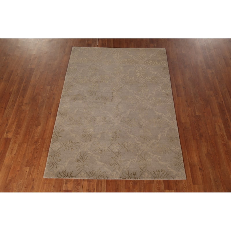 All-Over Beige Nepalese Contemporary Area Rug Handmade Wool Carpet - 4'1"x 5'11"