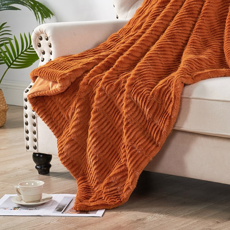 Shaggy Wavy FauxFur Throw Cozy Soft Thick Blanket for Bedroom