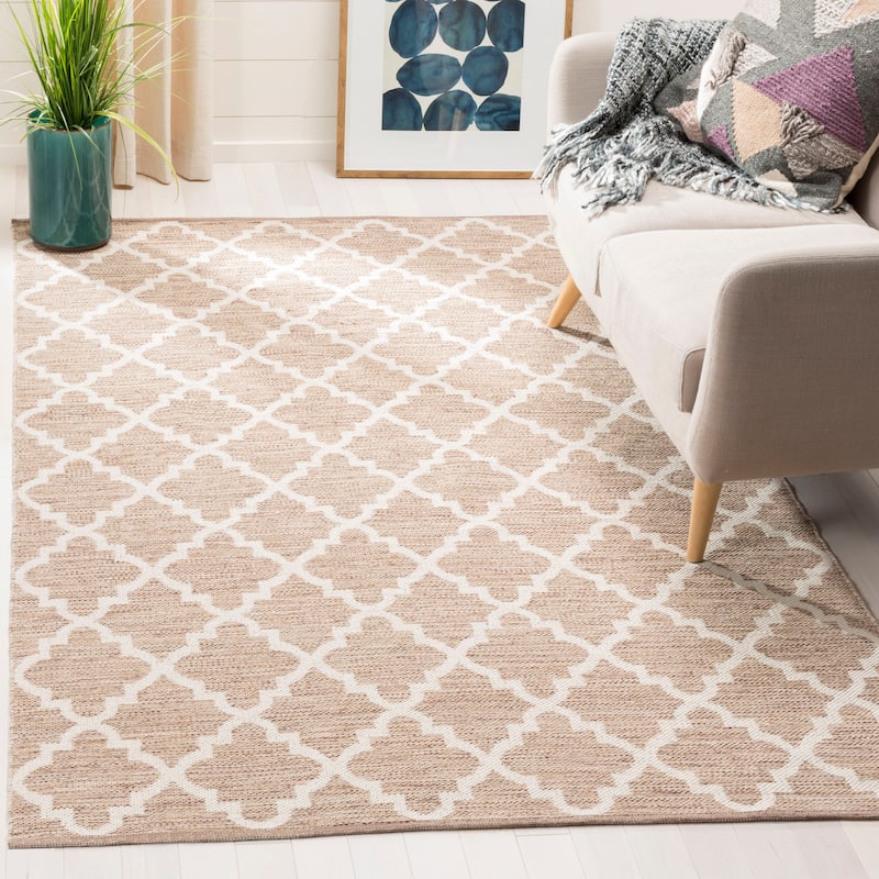 SAFAVIEH Handmade Flatweave Montauk Marie Casual Cotton Rug - 5' x 8' - Beige/Ivory