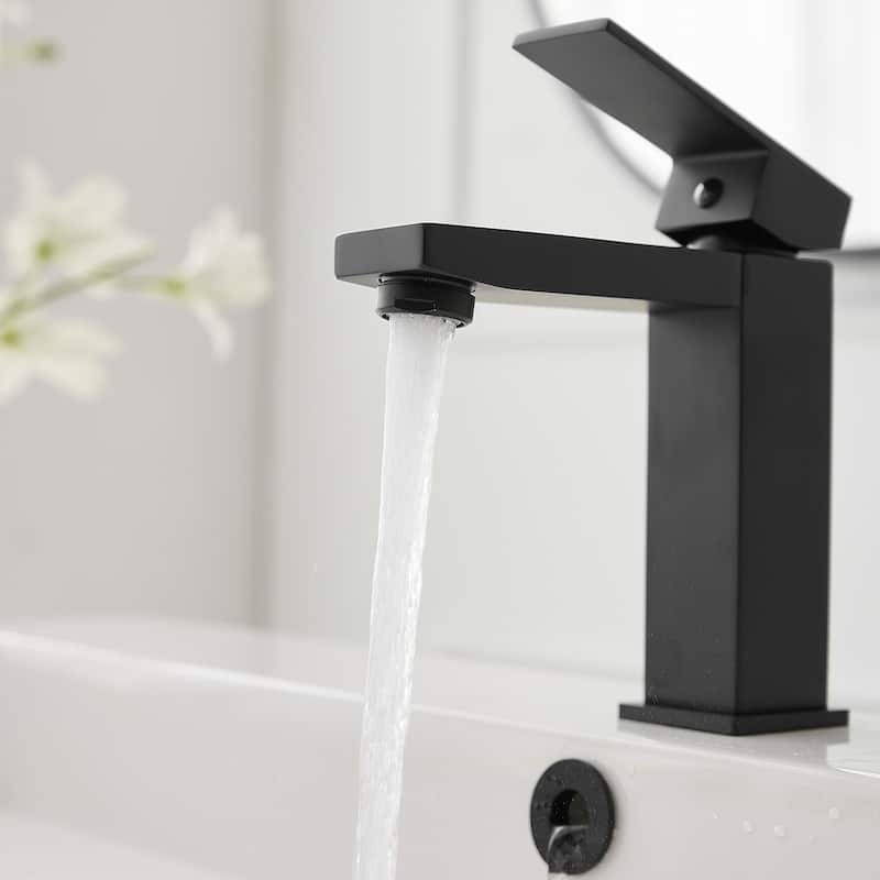 Single Hole Single-Handle Bathroom Faucet - Matte Black