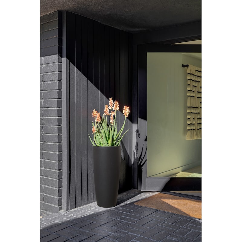 Veradek Mason Series Selena 28" Planter