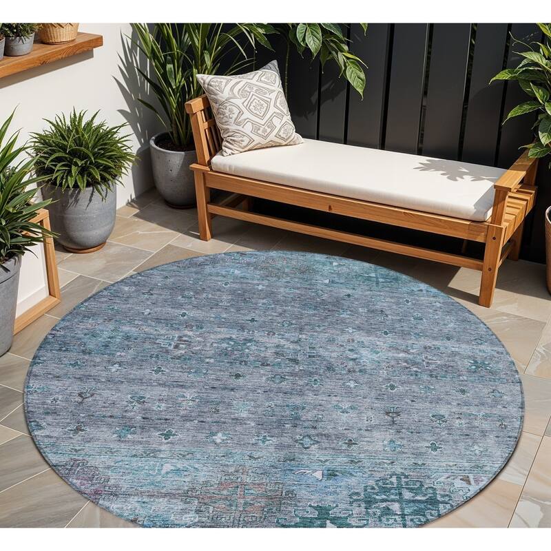 HomeRoots Floral Transitional Rectangle Outdoor Rug - 8' Round
