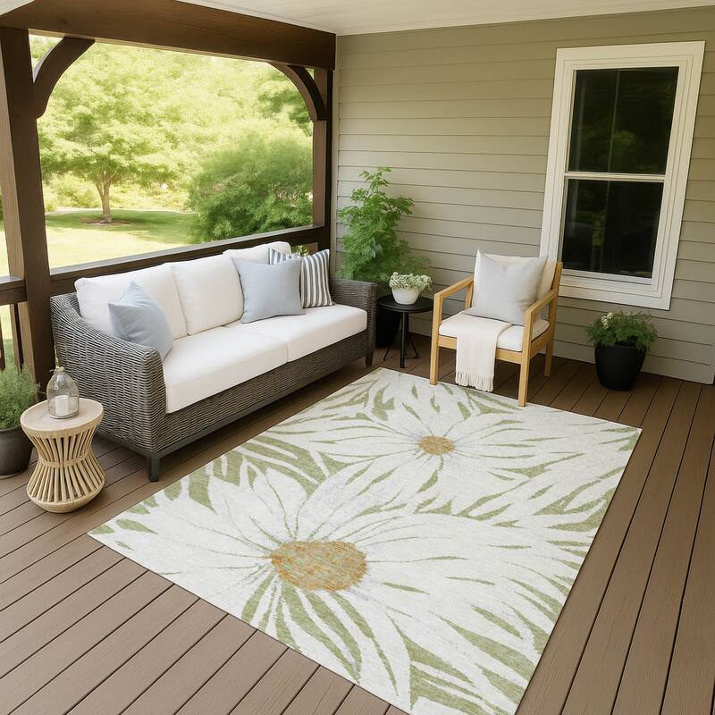Machine Washable Indoor/ Outdoor Floral Chantille Rug - Aloe - 8' x 10'