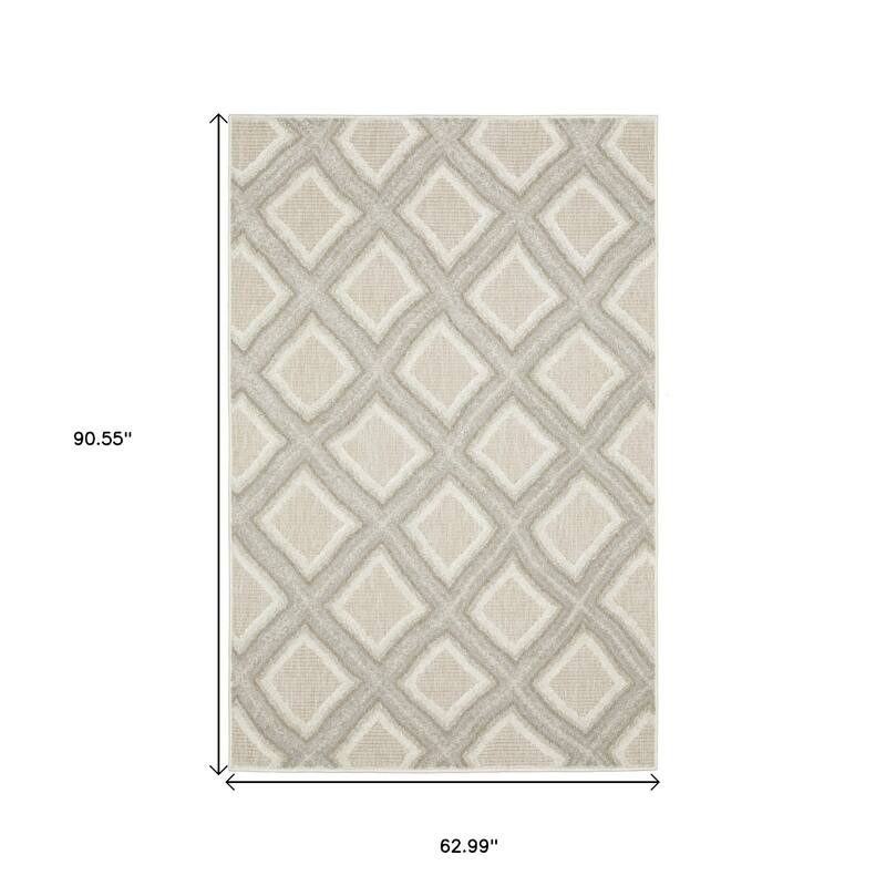 HomeRootsDiamond Transitional Rectangle Area Rug