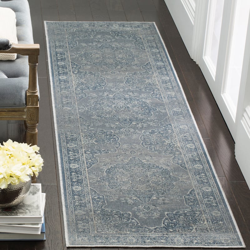 SAFAVIEH Vintage Ritienne Oriental Distressed Viscose Rug